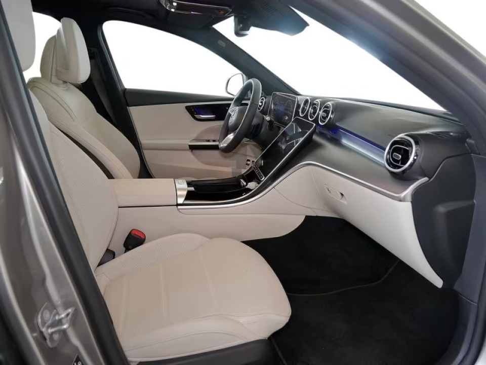 Mercedes-Benz C 400e 4MATIC - foto 7