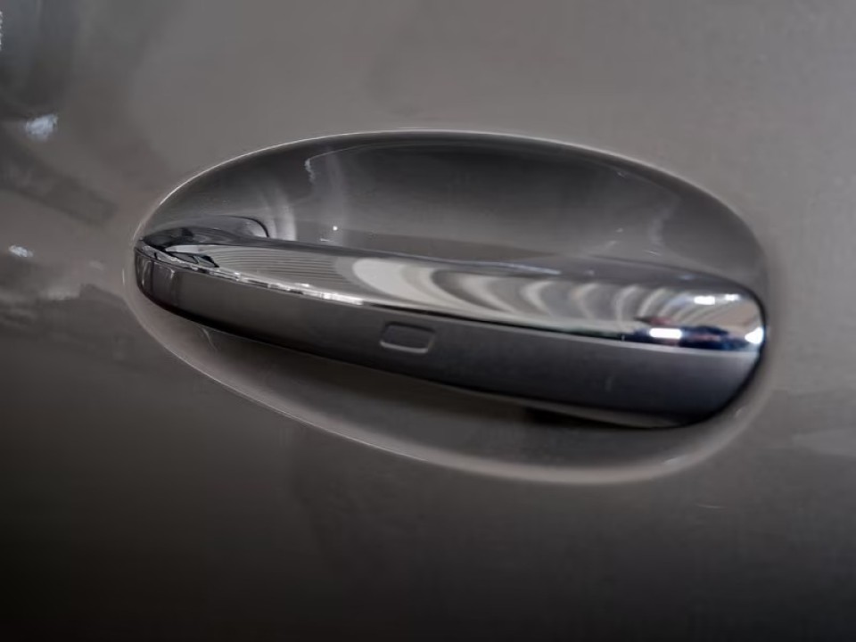 Mercedes-Benz C 400e 4MATIC - foto 16