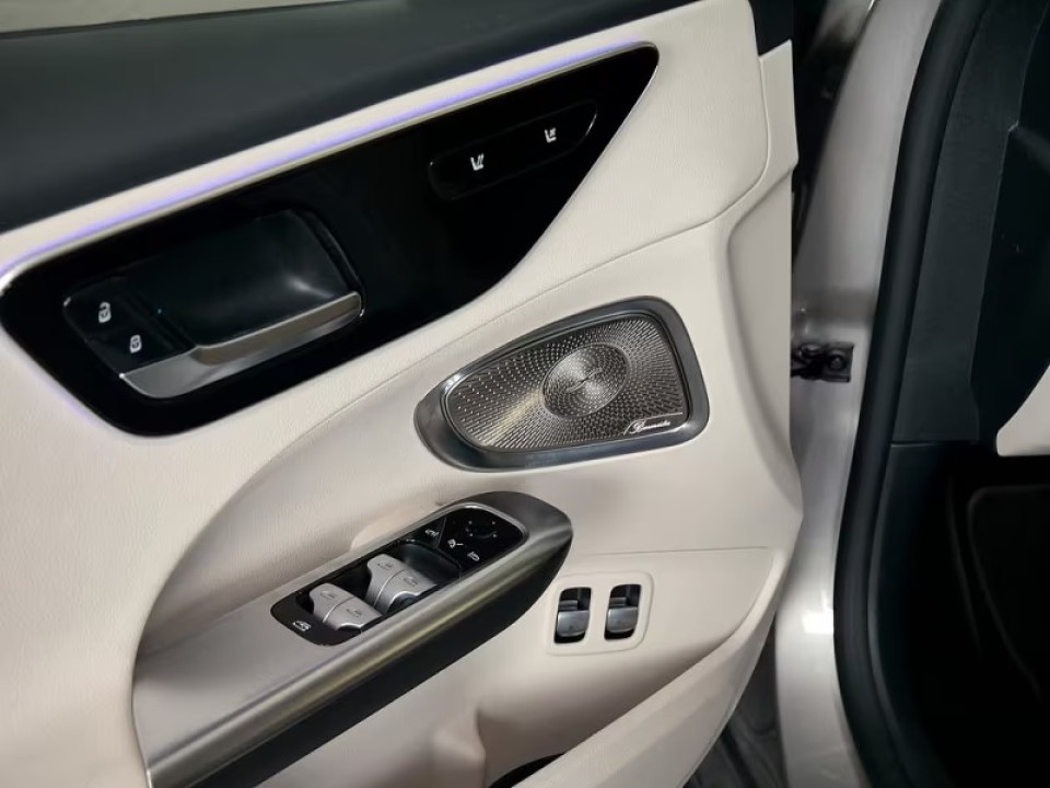 Mercedes-Benz C 400e 4MATIC - foto 15