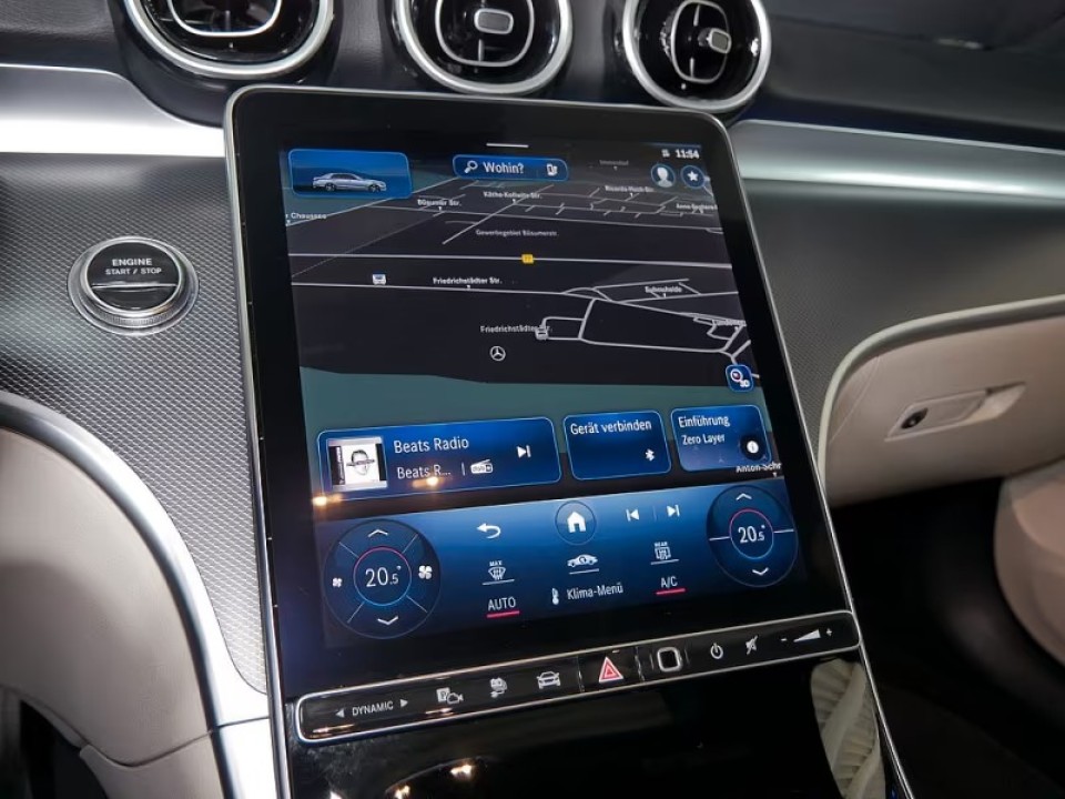 Mercedes-Benz C 400e 4MATIC - foto 12