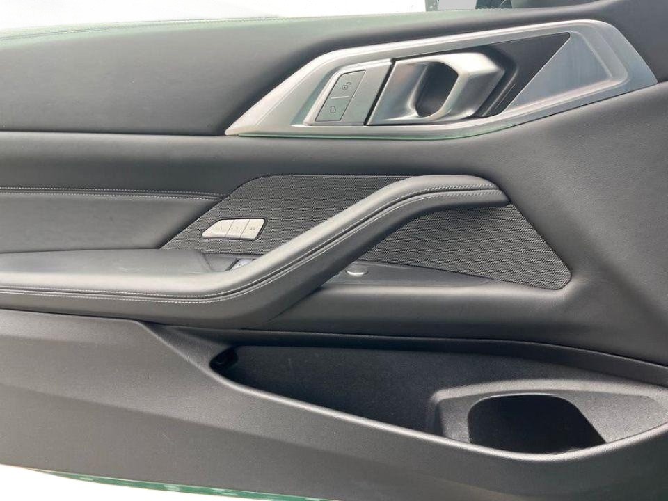 BMW M4 Competition xDrive - foto 16