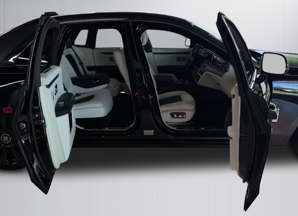 Rolls-Royce Ghost - foto 24