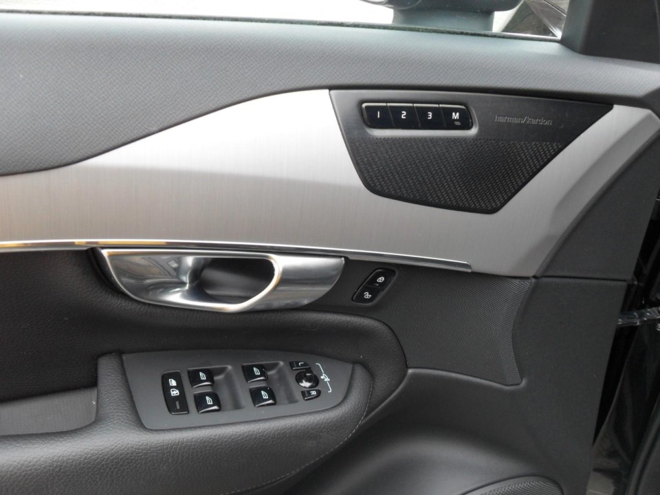 Volvo XC 90 T8 Inscription Expression - foto 26
