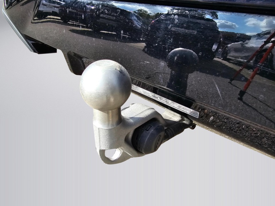 BMW Seria 5 520i - foto 28