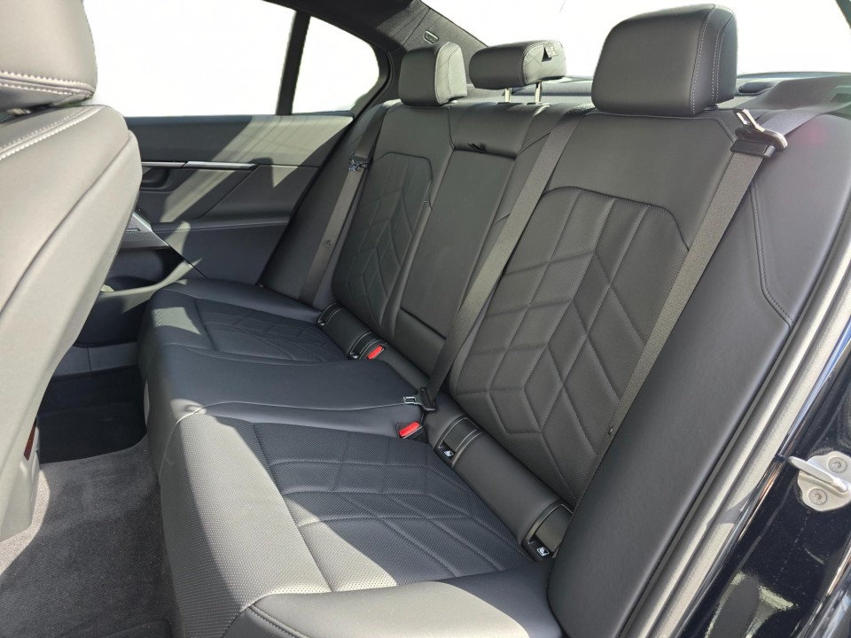 BMW Seria 5 520i - foto 7