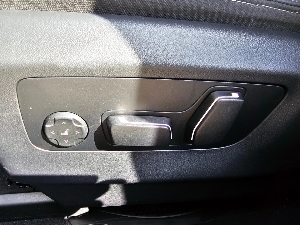 BMW Seria 5 520i - foto 16