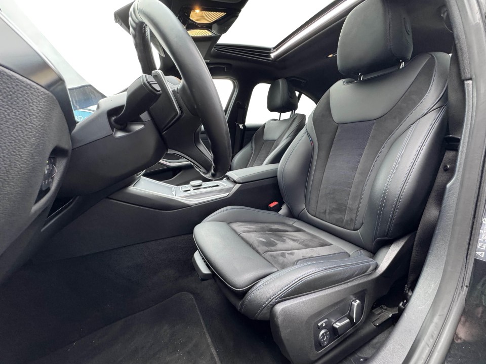 BMW Seria 3 330i xDrive M-Sport - foto 11