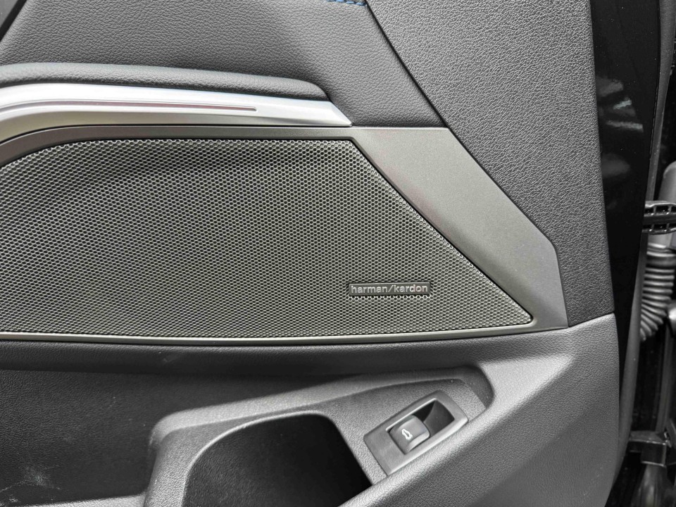 BMW Seria 3 330i xDrive M-Sport - foto 22