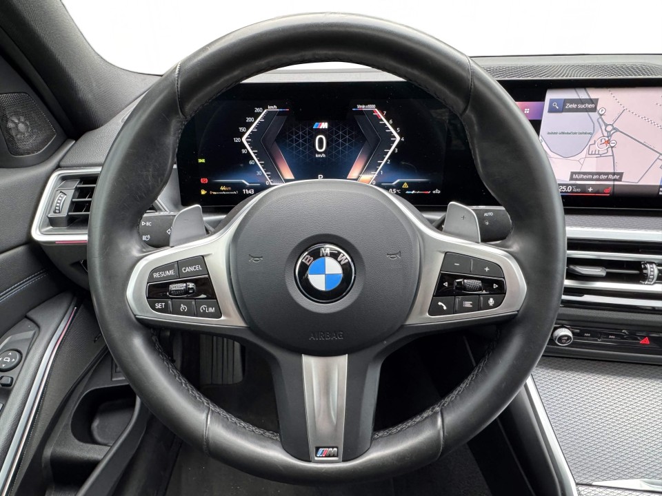 BMW Seria 3 330i xDrive M-Sport - foto 7