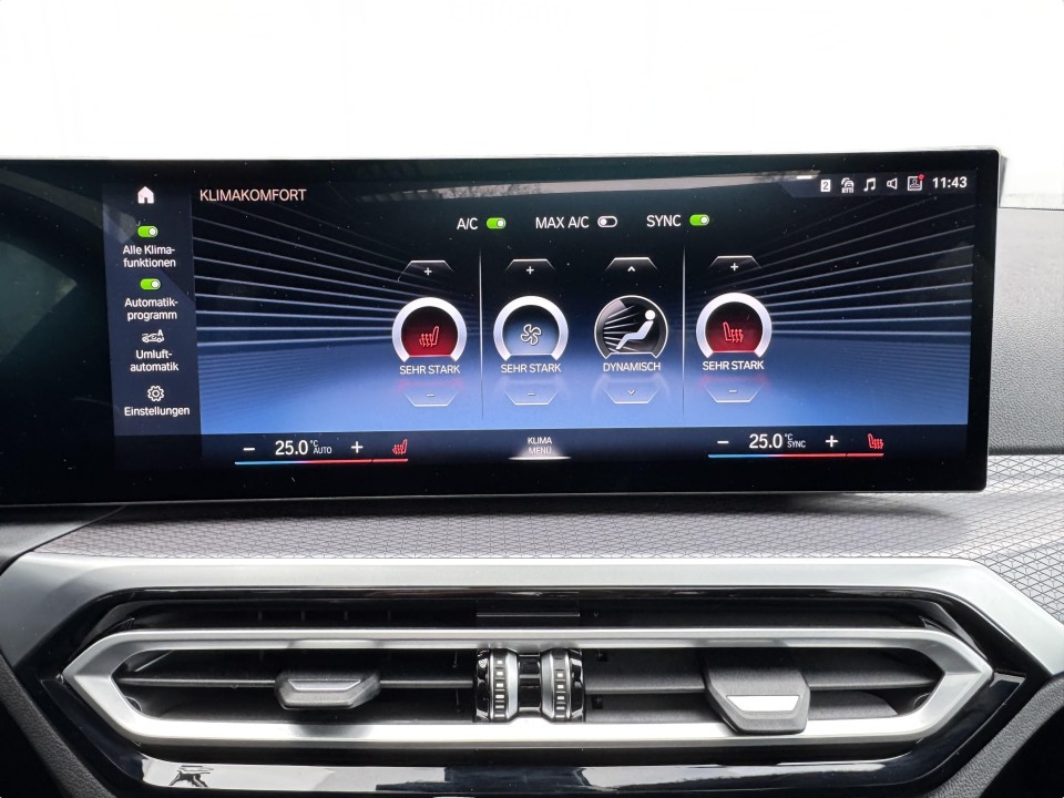 BMW Seria 3 330i xDrive M-Sport - foto 16