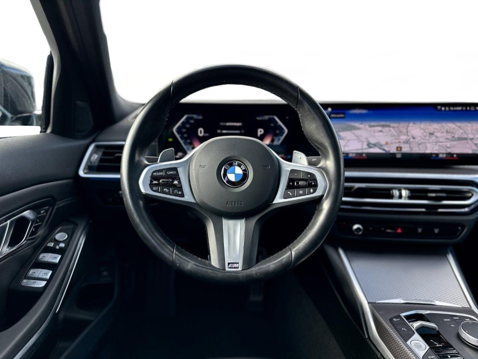 BMW Seria 3 330d xDrive M-Sport - foto 6