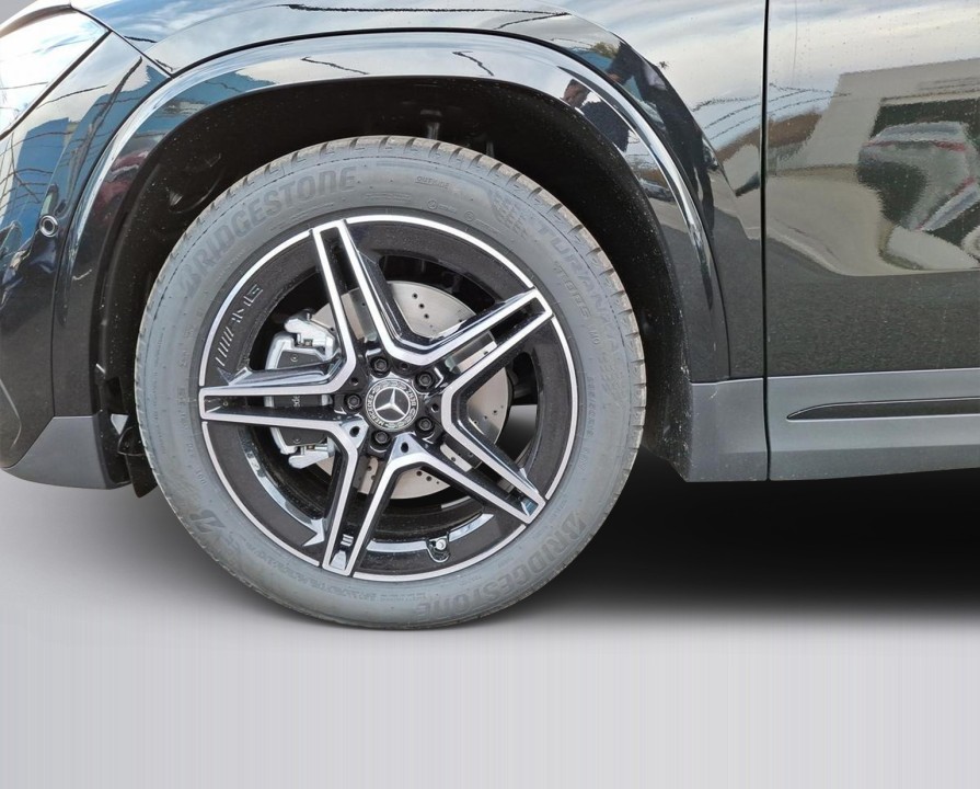 Mercedes-Benz GLA 200 AMG Line - foto 17