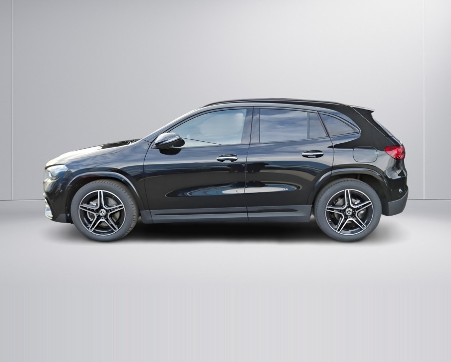 Mercedes-Benz GLA 200 AMG Line - foto 6