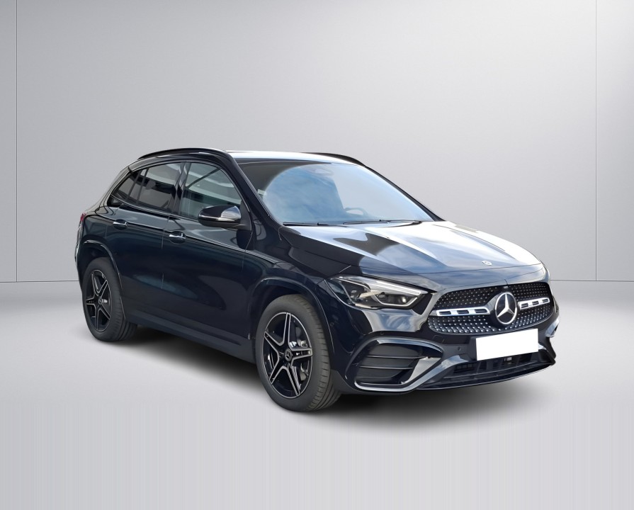 Mercedes-Benz GLA 200 AMG Line