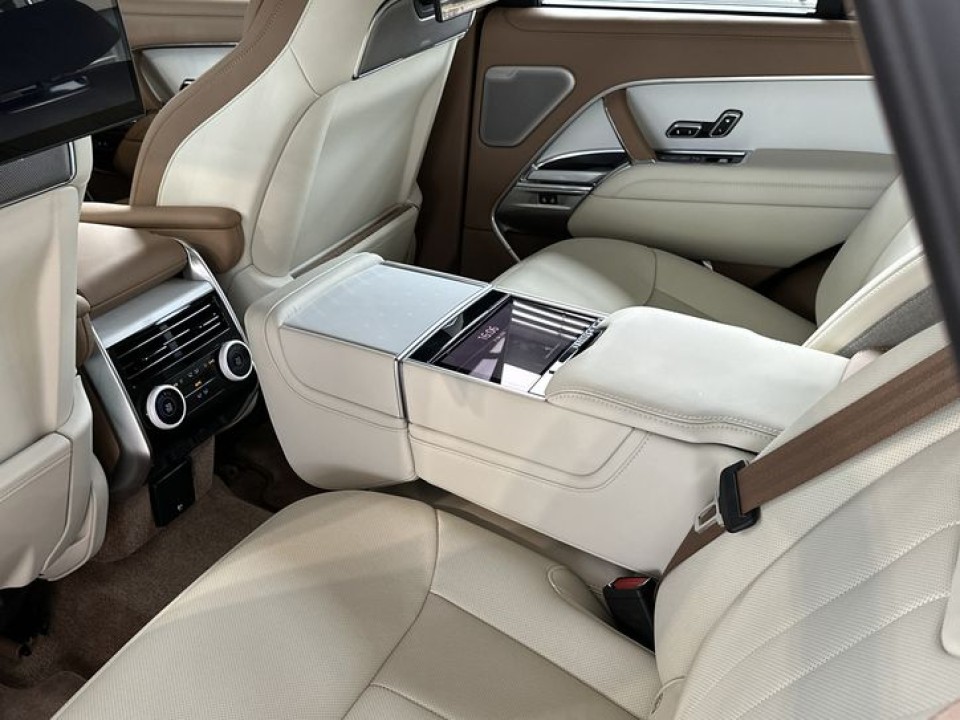 Land Rover Range Rover P550e SV - foto 11