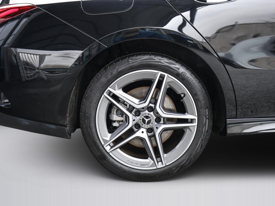 Mercedes-Benz CLA 250e AMG Line - foto 23