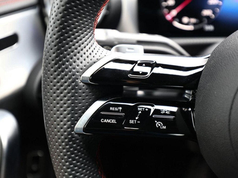 Mercedes-Benz CLA 250e AMG Line - foto 9