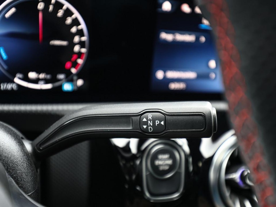 Mercedes-Benz CLA 250e AMG Line - foto 11