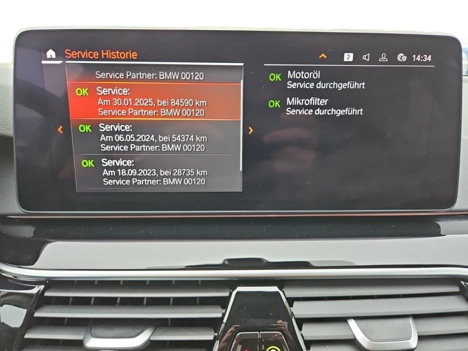 BMW Seria 5 530d xDrive - foto 12