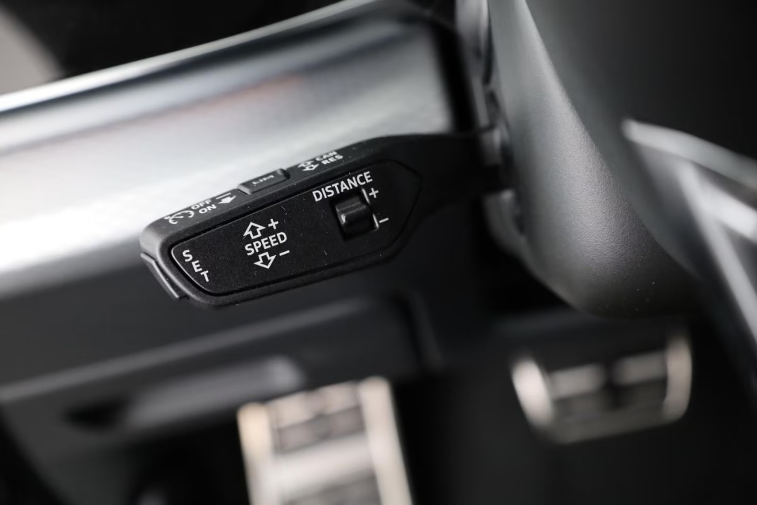 Audi Q8 50TDI quattro tiptronic S-Line - foto 8