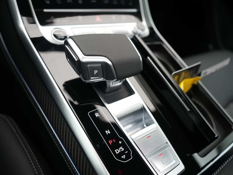 Audi Q8 50TDI quattro tiptronic S-Line - foto 11