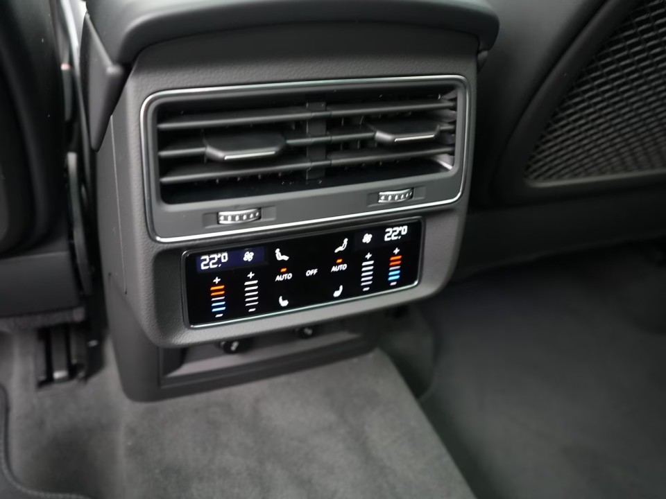 Audi Q8 50TDI quattro tiptronic S-Line - foto 15