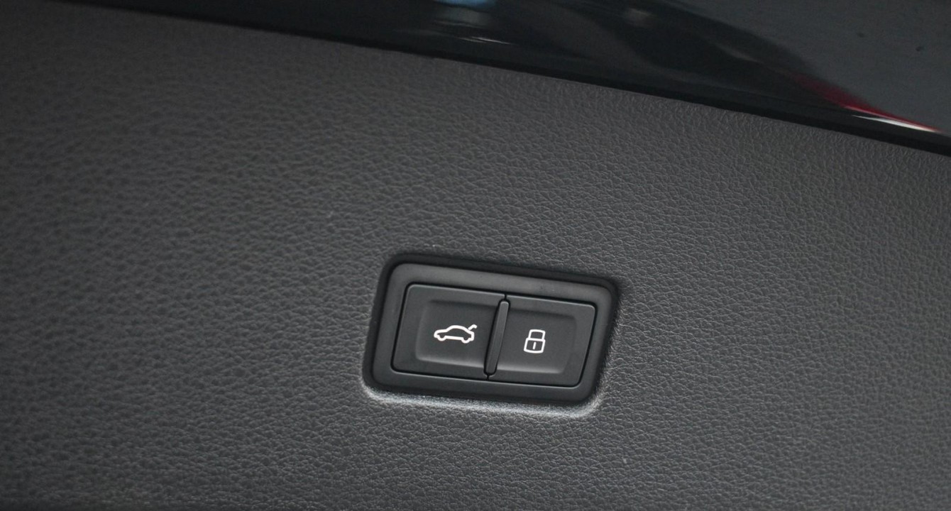 Audi Q8 50TDI quattro tiptronic S-Line - foto 28