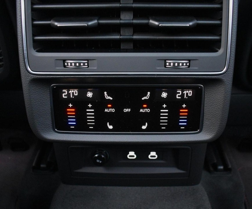 Audi Q8 50TDI quattro tiptronic S-Line - foto 20