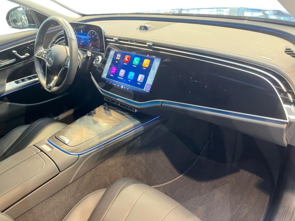 Mercedes-Benz E 200 Avantgarde - foto 8