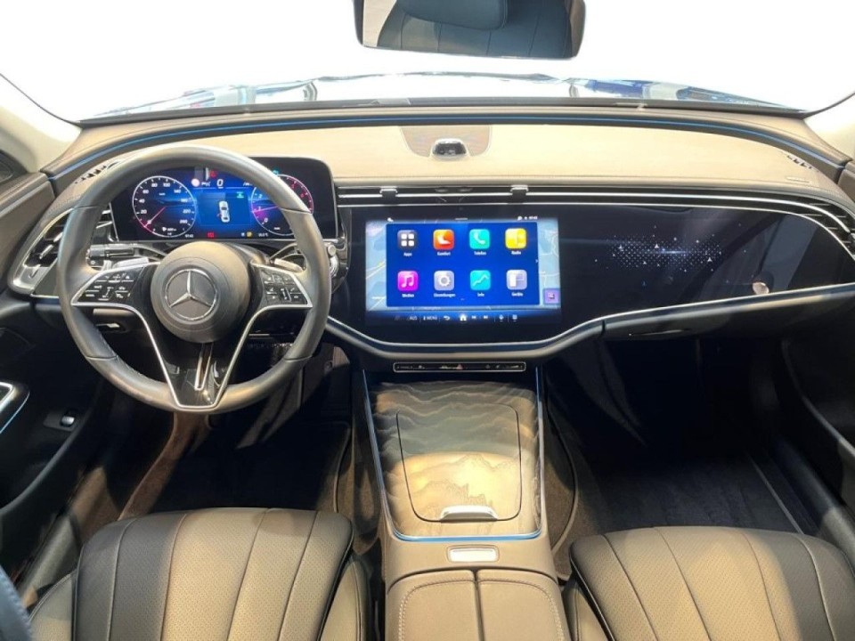 Mercedes-Benz E 200 Avantgarde - foto 7