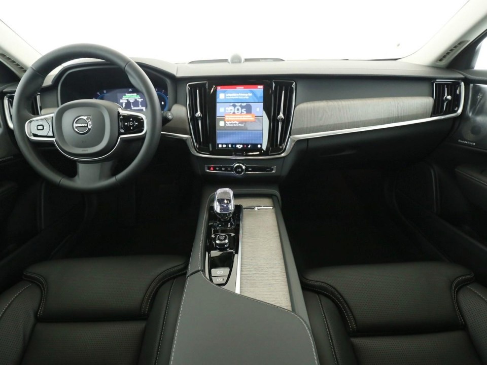 Volvo V90 Cross Country B5 AWD Ultimate - foto 18