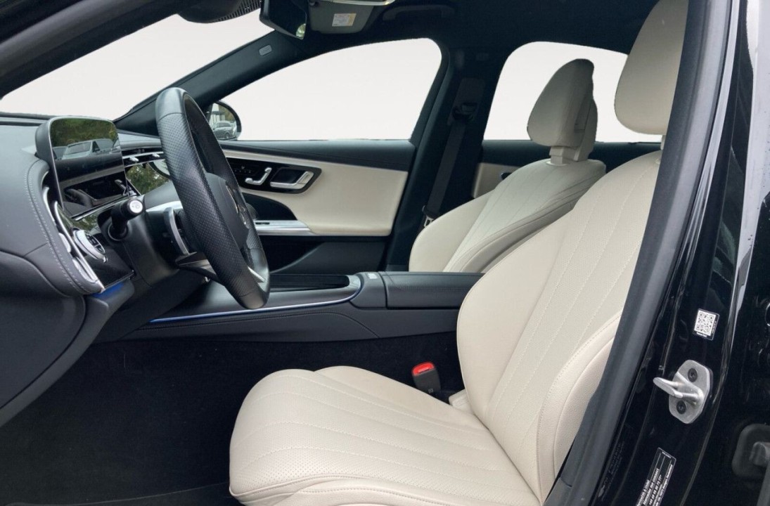 Mercedes-Benz E 200 AMG Line - foto 9