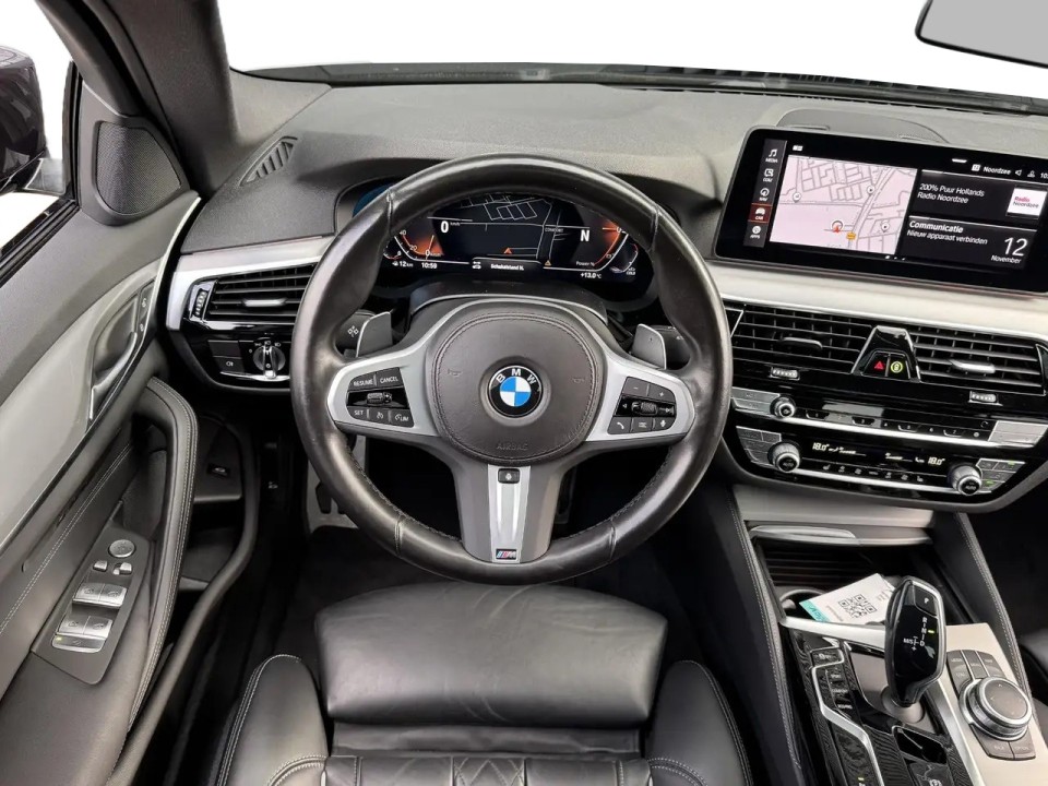 BMW Seria 5 520i M-Sport - foto 8