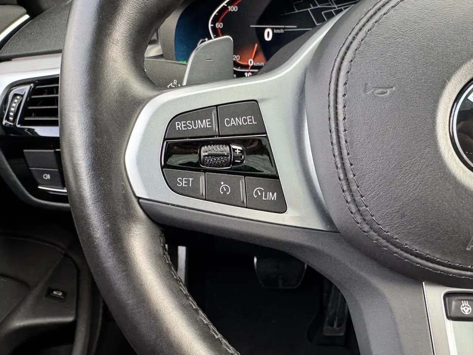 BMW Seria 5 520i M-Sport - foto 14