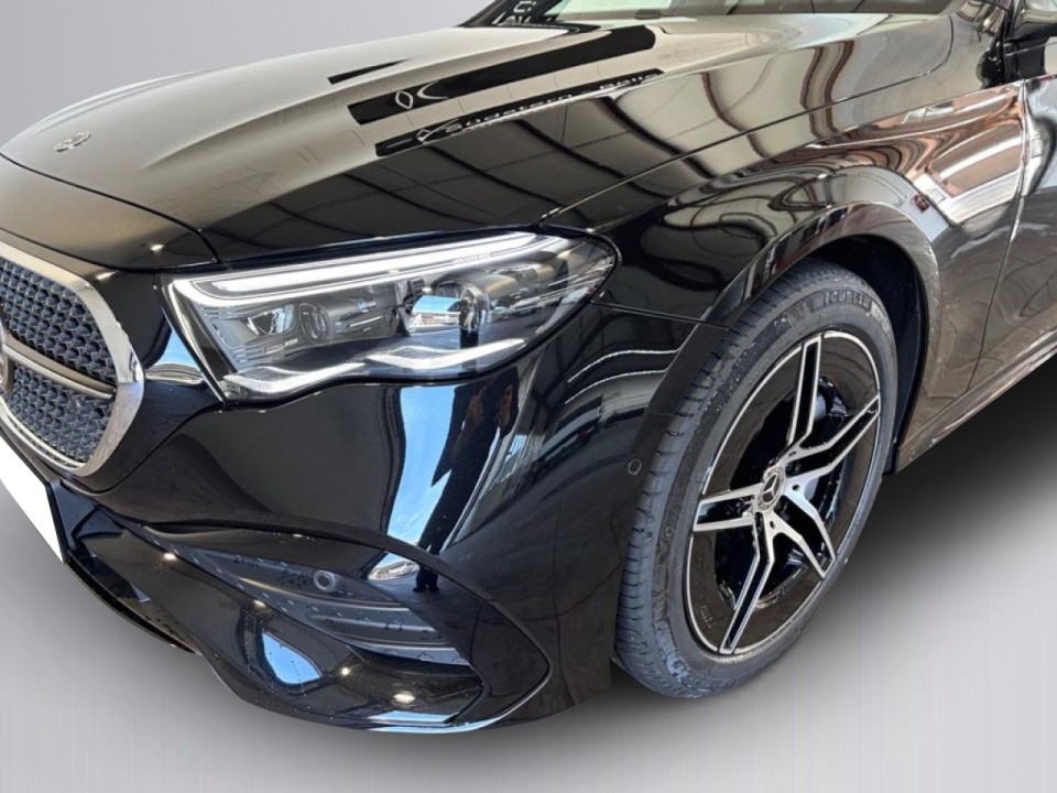 Mercedes-Benz E 220d 4MATIC AMG Line - foto 14