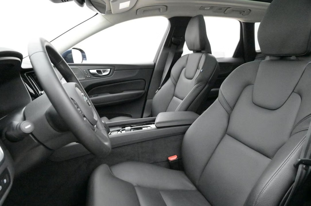 Volvo XC 60 T8 Recharge AWD Ultimate Bright - foto 6