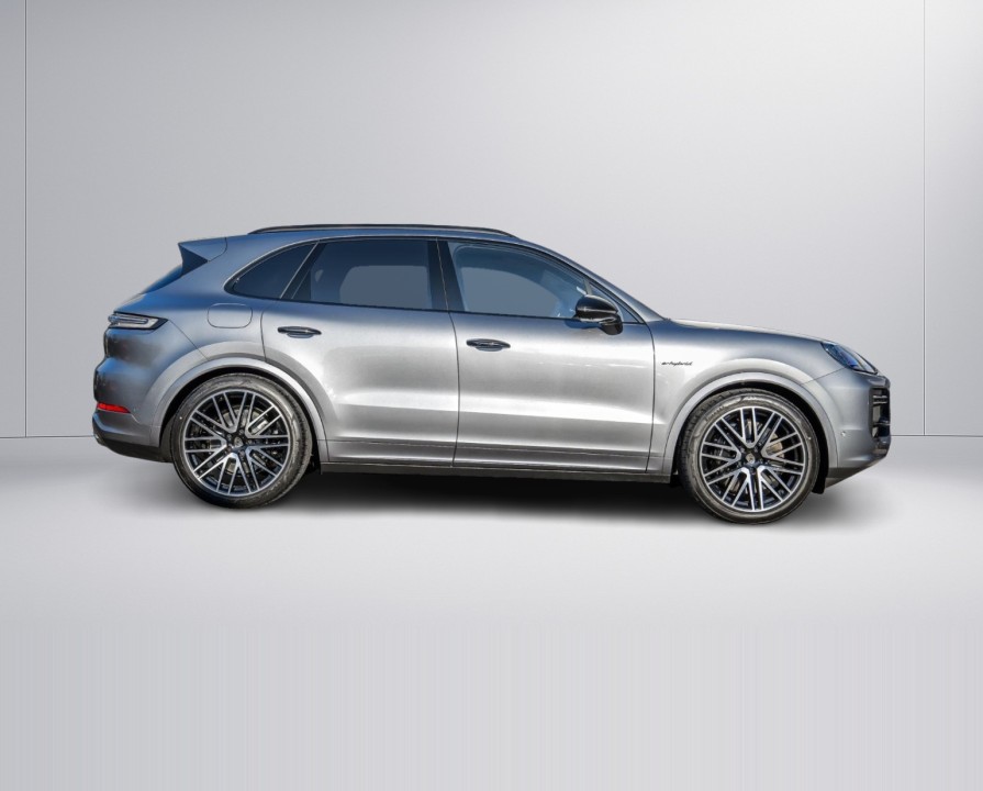 Porsche Cayenne Turbo E-Hybrid (2)
