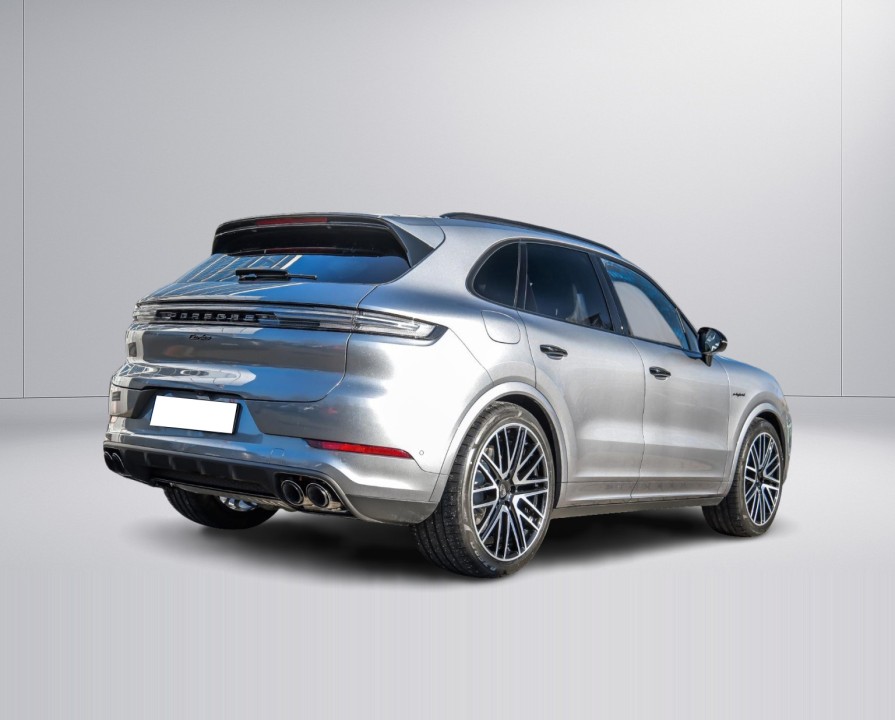 Porsche Cayenne Turbo E-Hybrid (3)