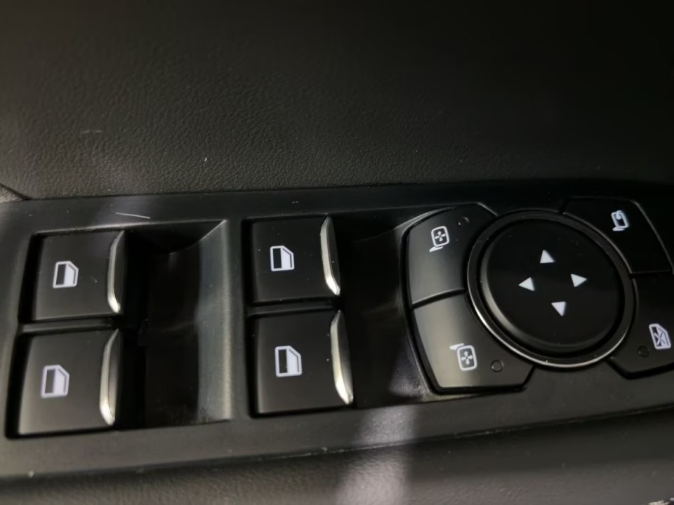 Volkswagen Amarok Aventura 3.0 TDI - foto 12