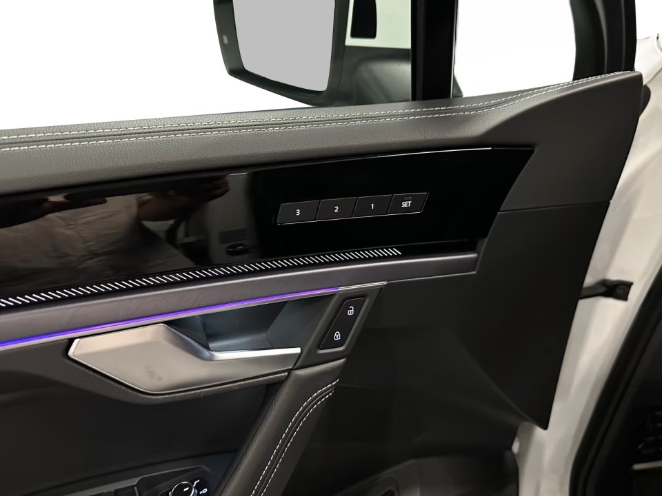 Volkswagen Touareg V6 TDI R-Line - foto 29