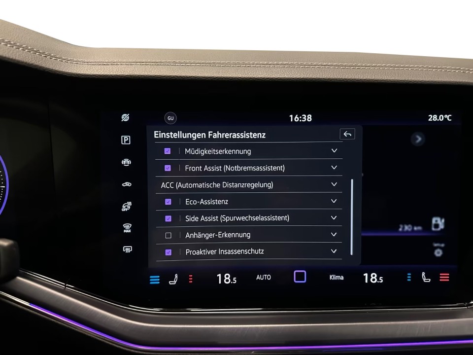 Volkswagen Touareg V6 TDI R-Line - foto 24