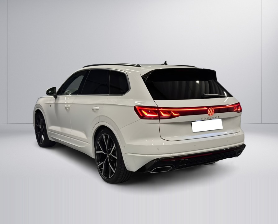 Volkswagen Touareg V6 TDI R-Line (5)