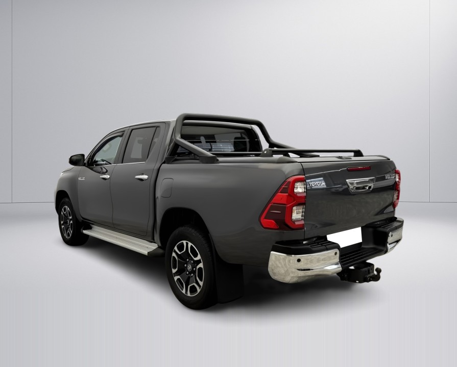 Toyota Hilux 2.8D Executive MT - foto 7