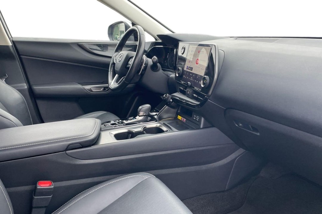 Lexus Seria NX 450h+ AWD Business Plus - foto 12