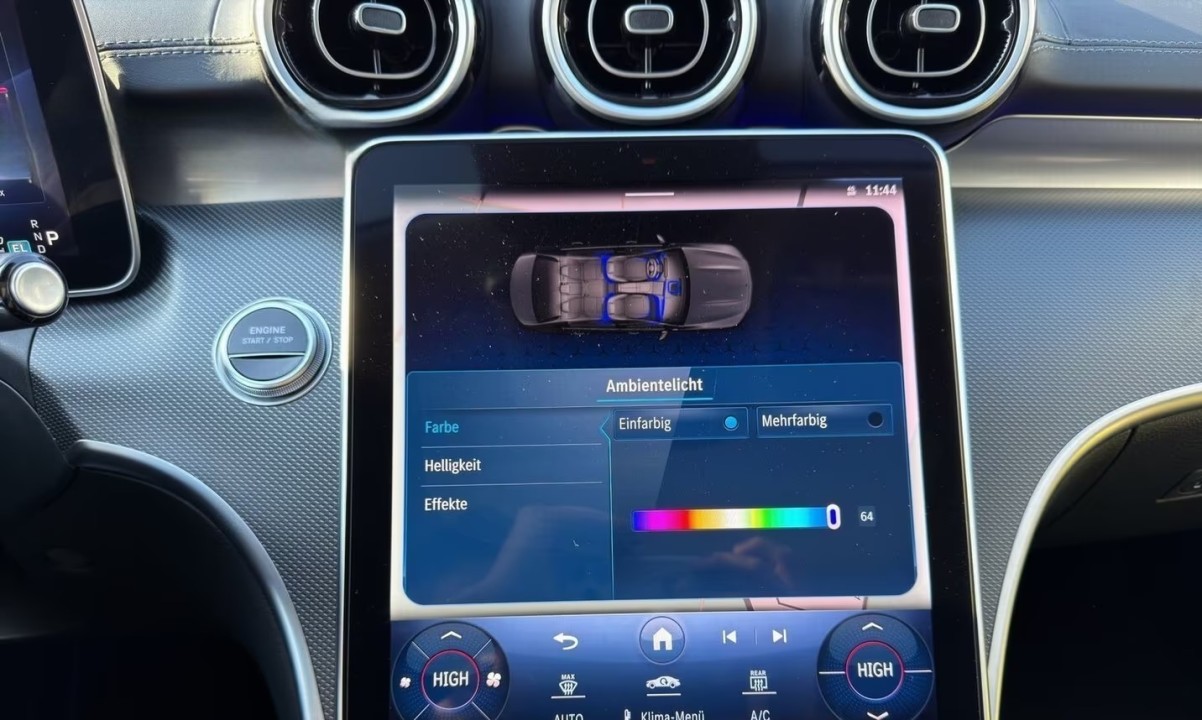 Mercedes-Benz C 300de AMG Line - foto 16