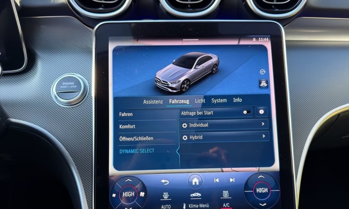 Mercedes-Benz C 300de AMG Line - foto 15