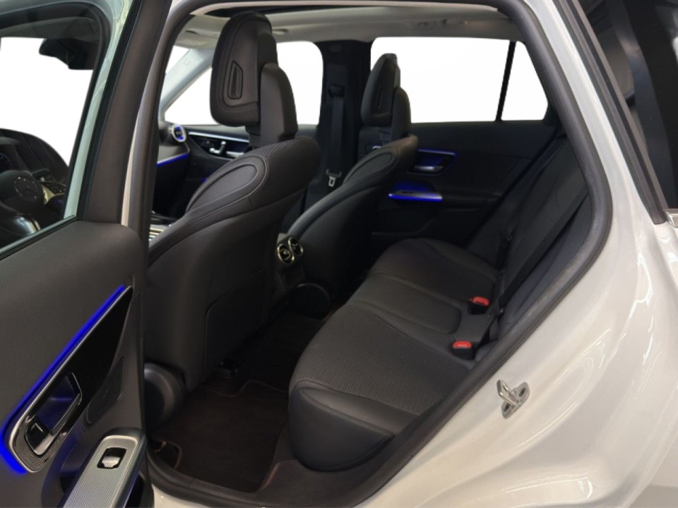 Mercedes-Benz GLC 200 4MATIC Avantgarde - foto 11