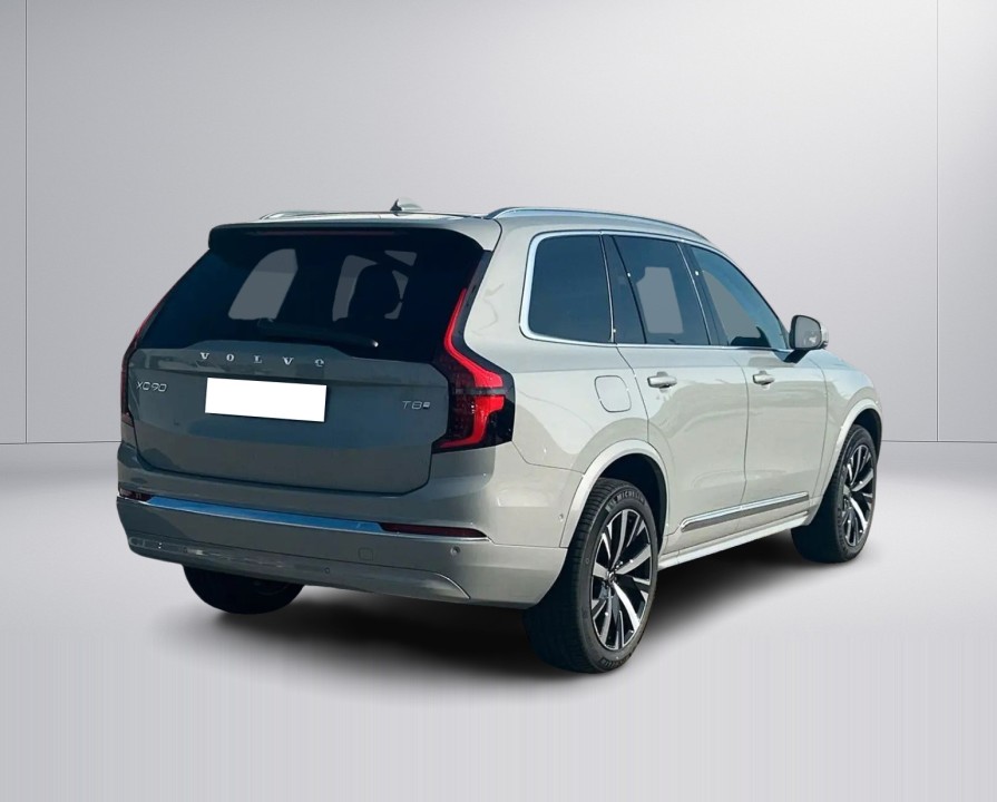 Volvo XC 90 T8 Recharge AWD Core (2)