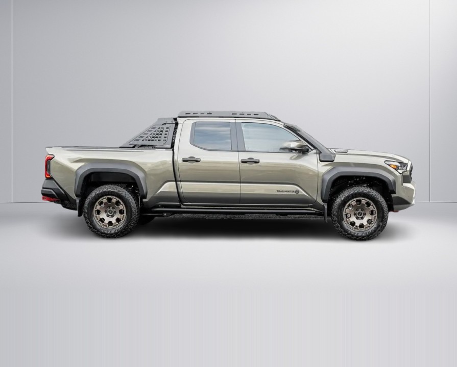 Toyota Tacoma Trailhunter (2)