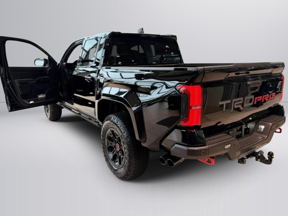 Toyota Tacoma TRD PRO (5)